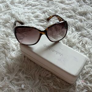 Oscar de la Renta Sunglasses